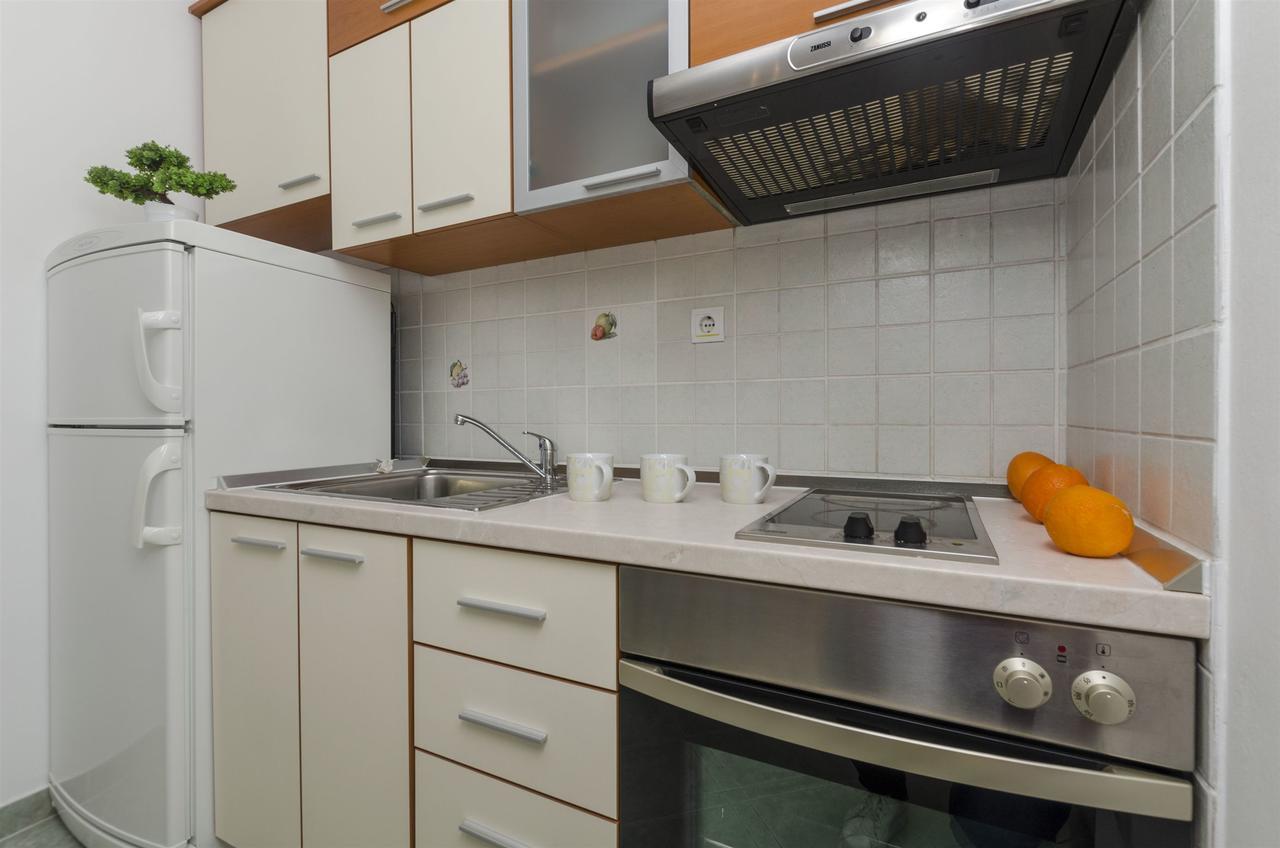 Apartments Srecko Duce Exterior photo